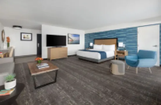 Hotel Caza Fisherman’s Wharf