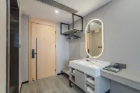 Chonpines Hotel Zhanjiang Donghai Island Store - 3 Yıldız