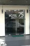 75 PLT 酒店