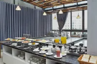 22Land Classic Suites