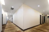 Jichu Chain Hotel (Shishou Xiang'e Agricultural Trade City)