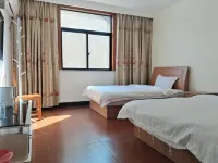 Tonglu Hongjie Tucaiguan Homestay Отели рядом с достопримечательностью «Лулин Граница»