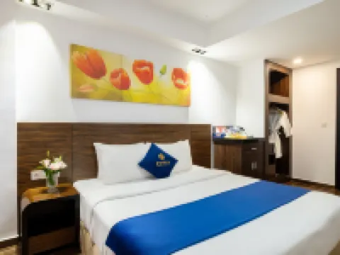 แซนดัลส์ ลิลี่ โฮเทล โรงแรมในด่าหลัต