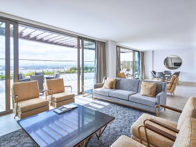 Meriton Suites Canberra