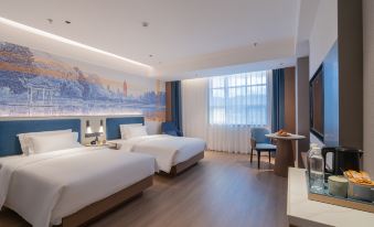 DoubleTree Hotel Jing'an (Dali High-speed Railway Station Bohai Park)