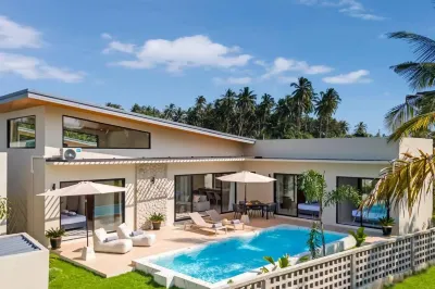 Jungle Retreat: Sereniwood Villa Private Pool 3br Отели в г. Пляж Хуа Танон