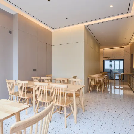 Floral Hotel · Building Blue Lotus Hotel (Huizhou Ancient City Branch, Jixian County)