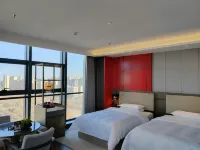 Qingyang Hongrui Yaju Hotel - balcony