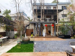 Xuli·More than ten B&Bs (Donghu Branch)