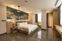 Huizhou Boluo Junhao Business Apartment Отели рядом с достопримечательностью «Дрейф в Лайм-кань»
