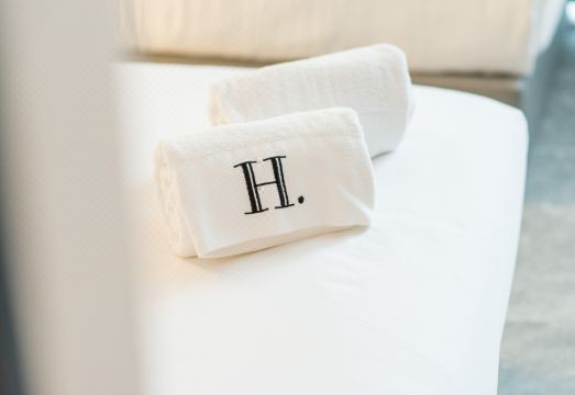 3. 하퍼 부티크 호..