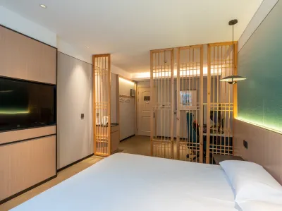 WanYoo Esports Hotel (Ningbo Tianyi Square Drum-Tower Subway Station)