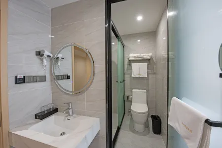 Huaining Sanfu Holiday Inn