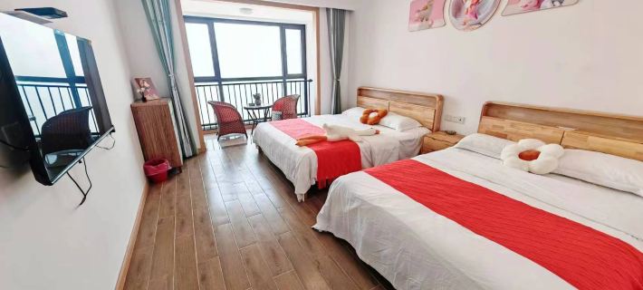 Liangge Seaview Holiday Homestay (Zhongnan Tangshanwan Branch) โรงแรมในเล่อถิง