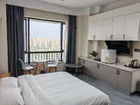 Changyou E-sports Homestay (Wuyue Square)