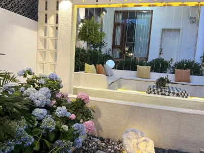 Dali Xiyi sunny house designer homestay Các khách sạn ở Cangshan Scenic Area