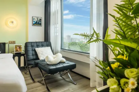 Three Sea Dogs Seaview Apartment (Changle International Airport Branch) Отели рядом с достопримечательностью «Donghu Digital Town»