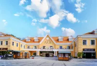 Asia Theme Hotel - Mountain View