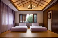 Passing-cloud Resort·Wenyuan (The Old Town of Lijiang)