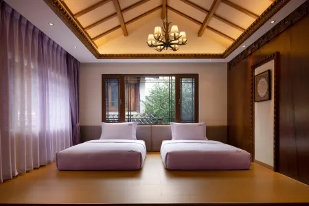 Passing-cloud Resort·Wenyuan (The Old Town of Lijiang) Отели рядом с достопримечательностью «The Ancient Town of Shuhe»