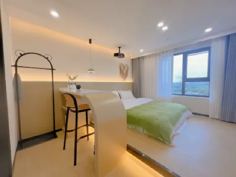 Me T MINI Shallow Time Homestay (Hefei High-Speed Railway South Station Shengda Dexin Mansion) Hotels near Baohe