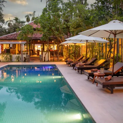 The Oasis Harbor Hotels near Wat Bo Area