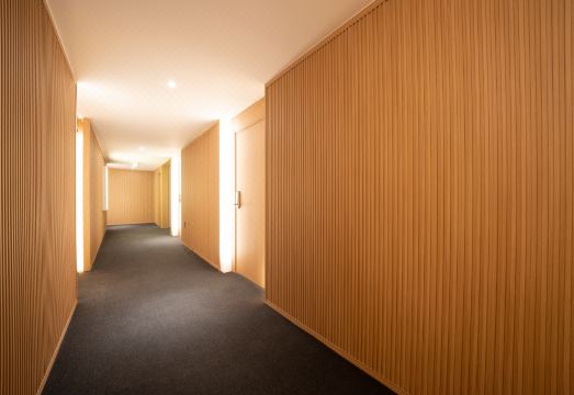 와이컬렉션 by 언바운디 경주의 모던한 객실 인테리어