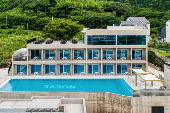 濟州 NuevePoolvilla Aewol 飯店
