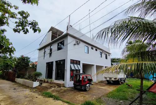 RedDoorz at Elton Guesthouse