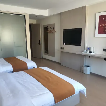 Yiranju Hotel Hotels in Daguan