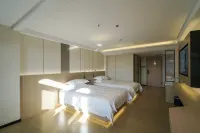 Qiduo Light Residence Hotel