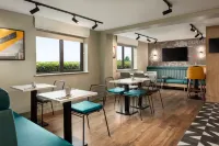 Super 8 by Wyndham Durham Hotels in Coxhoe