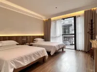 Fengheju Lotus Homestay (Hong'an Border Town Scenic Area) - Parking