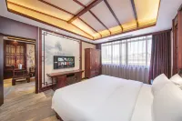 Yichen Hongmu Hotel