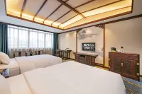 Yichen Hongmu Hotel