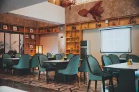 Slender West Lake Hot Spring Resort Yangzhou - breakfast