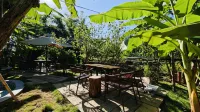 Ashu Courtyard Hotel