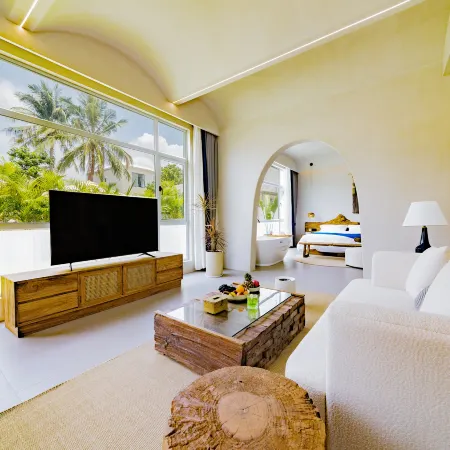 Mr. Tang’s Yard·Immersive Experience B&B (Riyue Bay Branch)