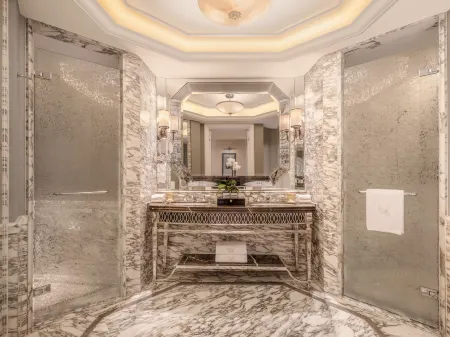 Waldorf Astoria Shanghai on the Bund