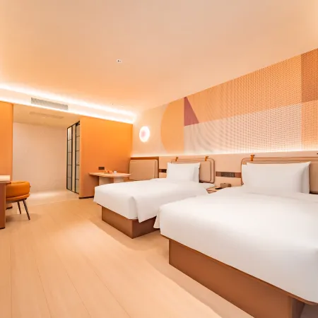 Orange Hotel(Golmud Jiangyuan Middle Road Kunlun Park Store)