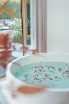 Laiye · Swimming Pool, River Tracing, Mountain Surrounding, Starry Sky Designer, Meisu - Thermen