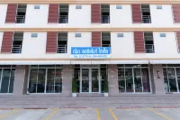 尼查公寓酒店 鄰近蘇迪參地鐵站（MRT-Sutthisan）的酒店