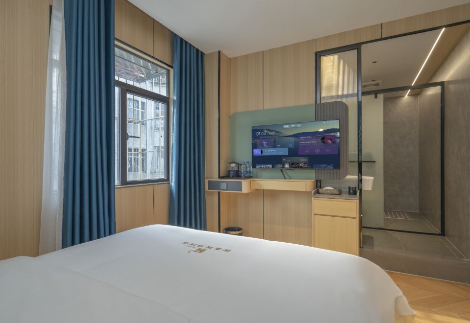 3. 홍신환펑 호텔（..