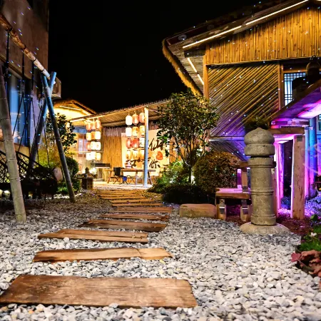 Shiguang Light Luxury Homestay （Wangxiangu Scenic Area）
