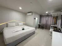 Bed by Boat @Nonthaburi Pier