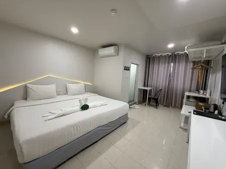 Bed by Boat @Nonthaburi Pier