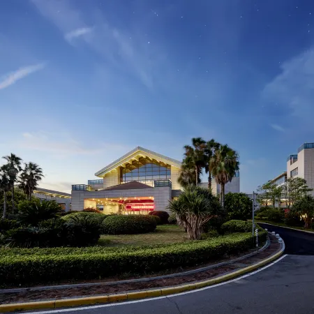 Qilin Rongyu International Hotel