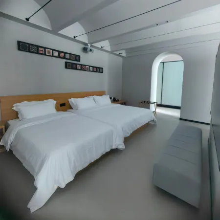 Luyue Yunqi Hotel