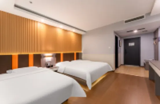 Huantai Luoman Hotel