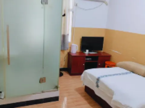 Juyi Hotel Hotels in Yiliang